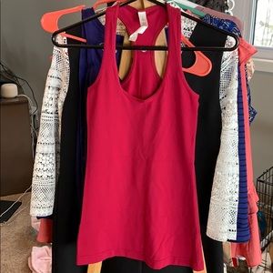 Lululemon tank